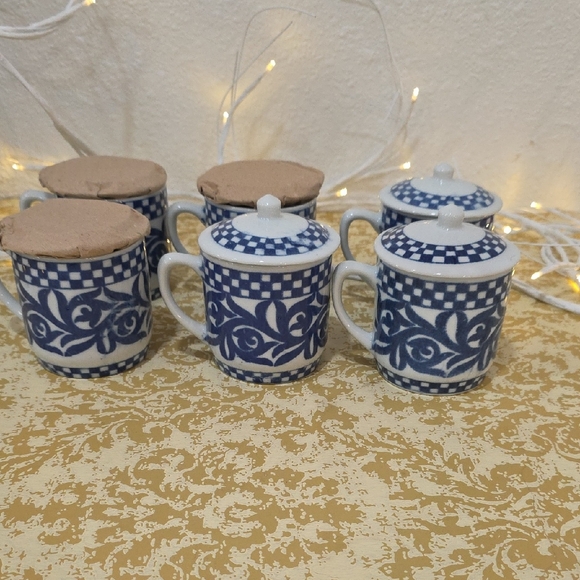 Williams Sonoma Other - Williams Sonoma White Porcelaine  Mug  With Lid